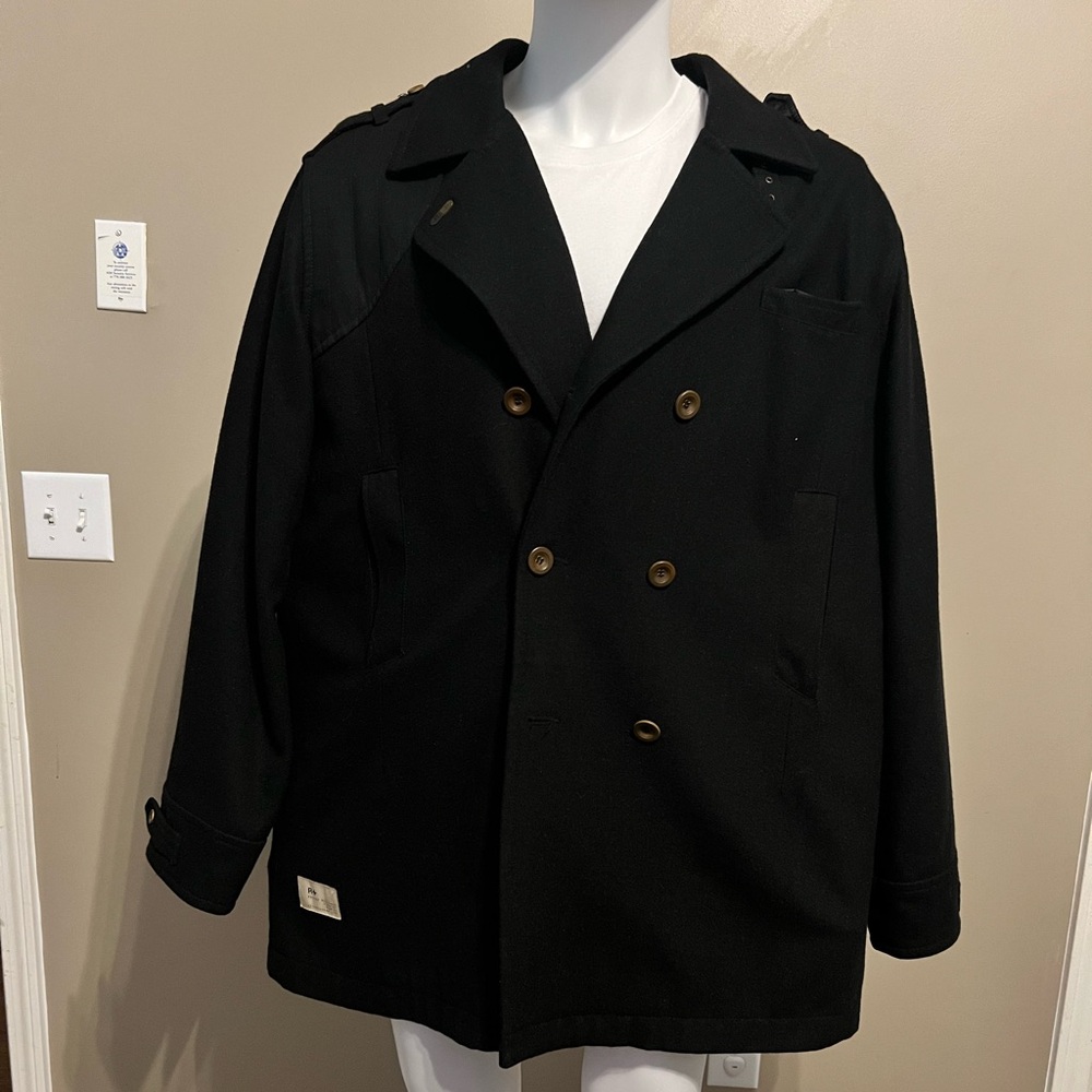 Men’s Peacoat